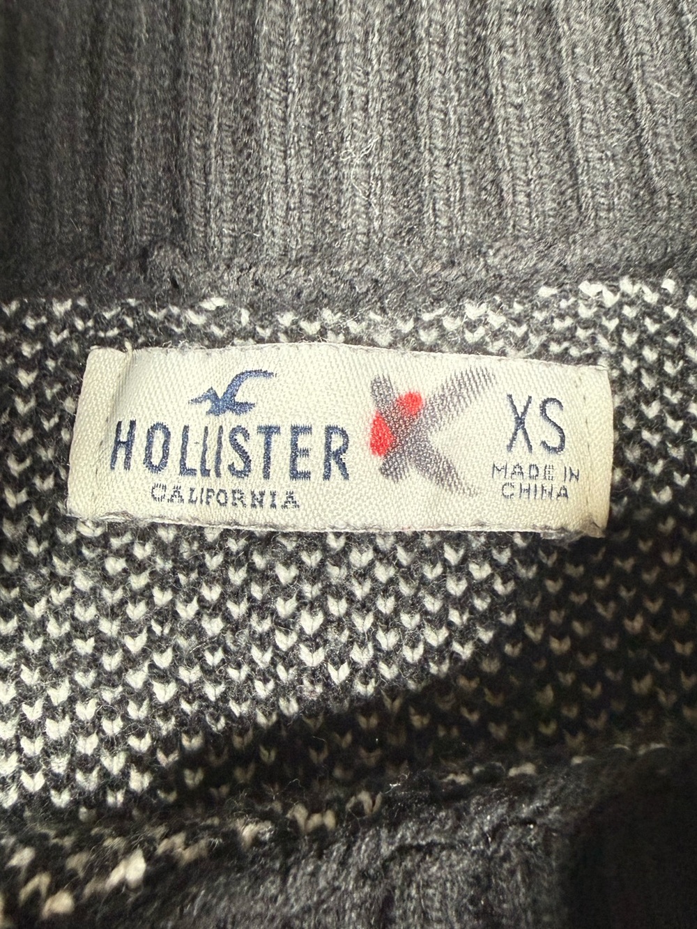 Hollister XS Black White Checkered Flower Crop Sweater - Y2K Cozy Knit - Picture 7 of 11